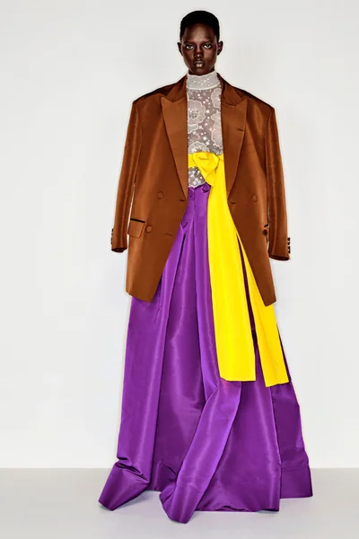 Look 64